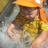 全身で水あそび 自然素材 水