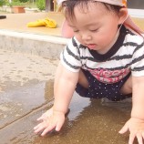 水であそぶ 自然素材 水