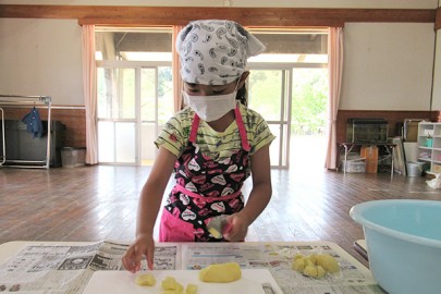 包丁も使えます-食育 クッキング