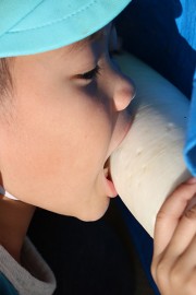 大根をそのままがぶり-食育